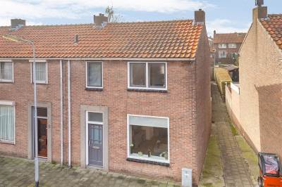 Woning Middenhofsingel 13 Oost-Souburg