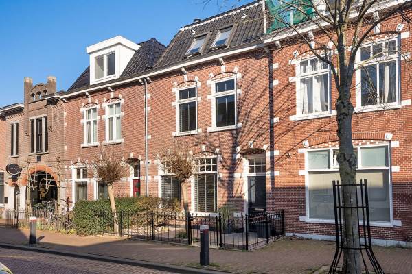Woning Hooftstraat 118 Alphen aan den Rijn