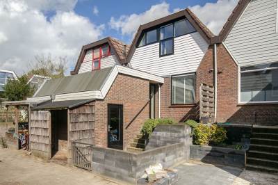 Woning Esdoornhof 129 Kampen