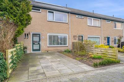 Woning Karveel 1571 Lelystad