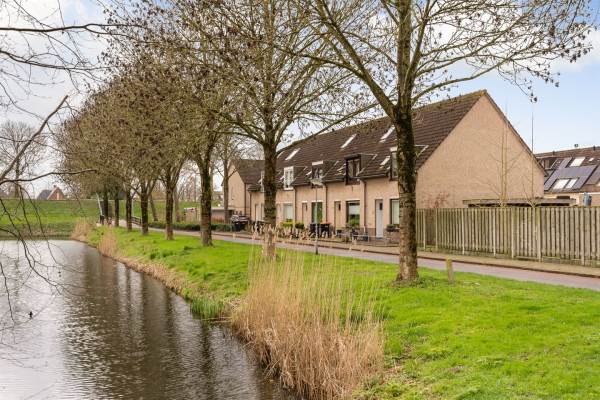 Woning Frida Katz-erf 236 Dordrecht