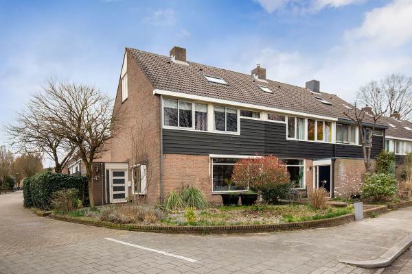 Woning Amsivarilaan 45 Apeldoorn