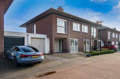 Woning Zoutershof 9 Roelofarendsveen