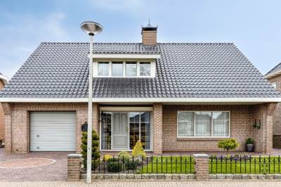 Woning Matheus van den Eedenstraat 6 St. Willebrord