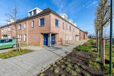 Woning Koningin Julianalaan 14 Willemstad