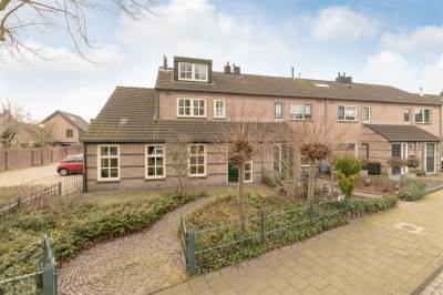 Woning Dennenlaan 83 Dorst