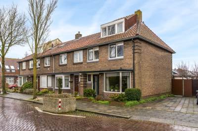 Woning Adelborst van Leeuwenlaan 42 Sassenheim