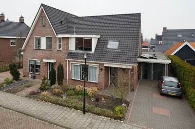 Woning Newtonlaan 17A Kruiningen