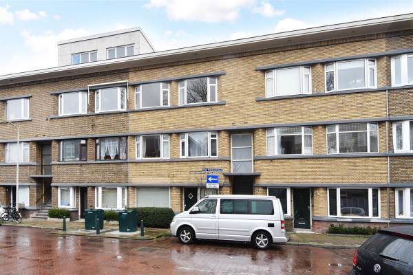 Woning Den Helderstraat 105 Den Haag