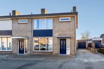 Woning van Beeckstraat 14 Oirschot
