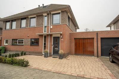 Woning Onder de molen 59 's-Gravendeel