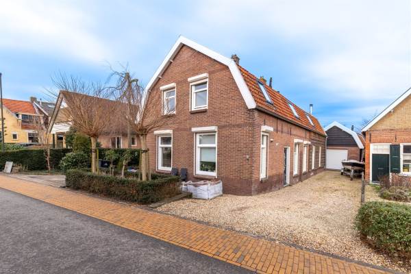Woning Peursumseweg 63 Giessenburg