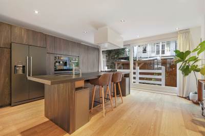 Woning Cornelis Anthoniszstraat 12H Amsterdam