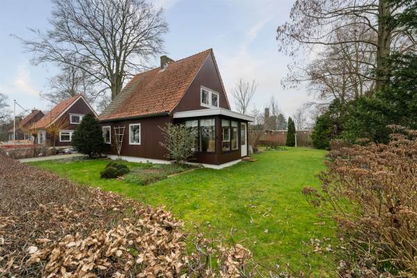 Woning Waterkant 81 Ens