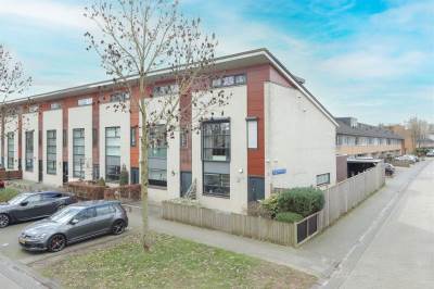 Woning Suze Robertsonstraat 11 Almere