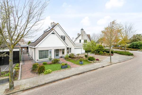 Woning Fluwijnberg 12 Roosendaal