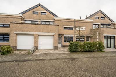 Woning P.C. Hooftstraat 6 Oud-Beijerland