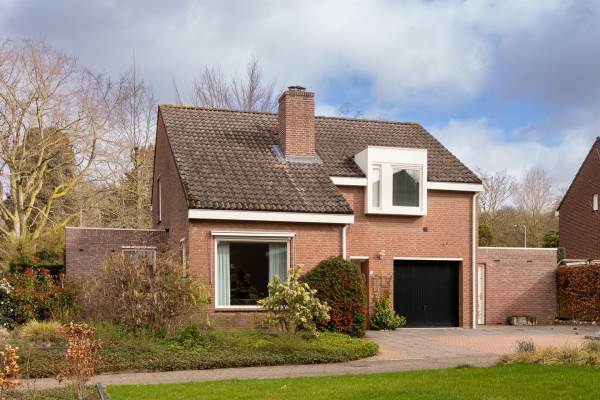 Woning Oranjeplein 1 Bunde
