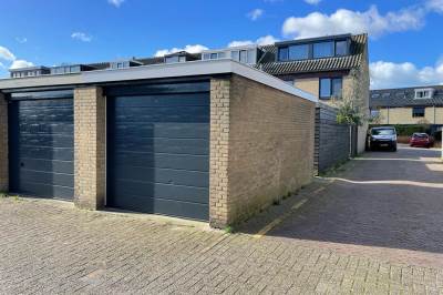 Garage Die 12G Bergen (NH)