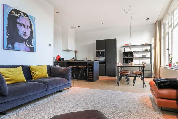 Woning Oudezijds Voorburgwal 330C Amsterdam