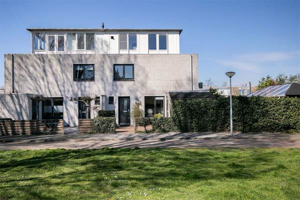 Woning Eline Vereplantsoen 14 Zaandam