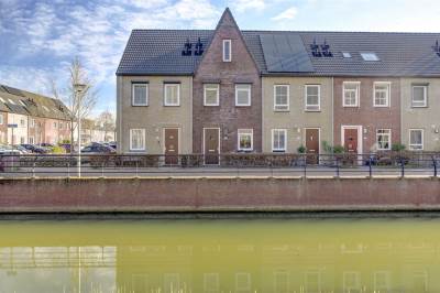Woning Steur 200 Hendrik-Ido-Ambacht