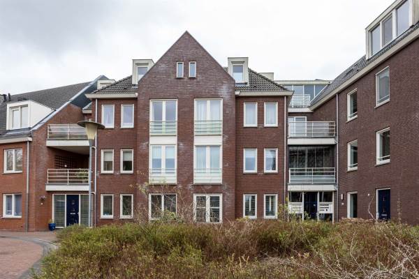Woning Raadhuislaan 36 Ouderkerk aan de Amstel