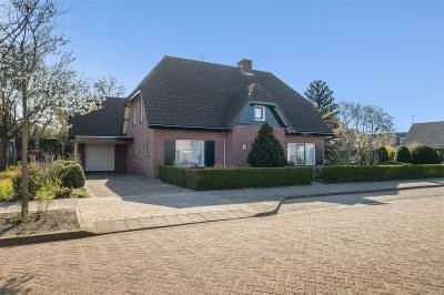 Woning Pastoor den Rondenstraat 9 Dorst