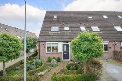 Woning De Ring 69 Wekerom