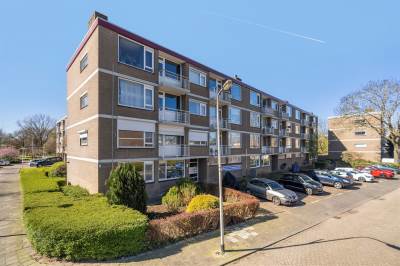 Woning Burgemeester Crezéestraat 13 Ridderkerk