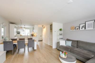 Woning Clare Lennartstraat 26 Almere