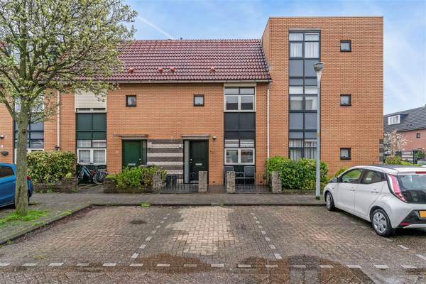 Woning Poelenburg 1 Hoofddorp
