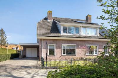 Woning Middenweg 37 't Loo Oldebroek
