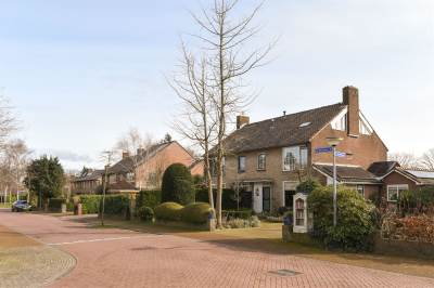 Woning Bachlaan 17 Huizen