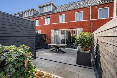 Woning Pieter van der Doesstraat 8 Oud-Beijerland