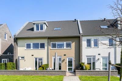 Woning Kanaalboulevard 10 Urmond