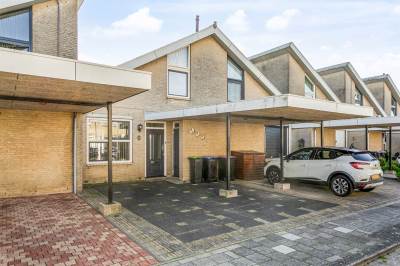 Woning Suze Robertsonstraat 7 Spijkenisse