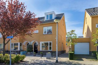 Woning Hopklaver 31 Hendrik-Ido-Ambacht