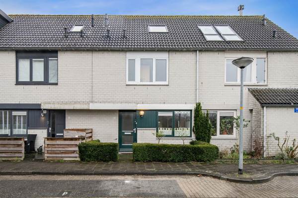 Woning Waterleliestraat 2 Almere