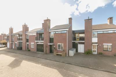 Woning Esdoornlaan 16 Hellevoetsluis