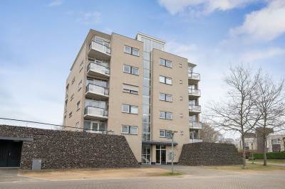 Woning Maasstaete 53 Mook