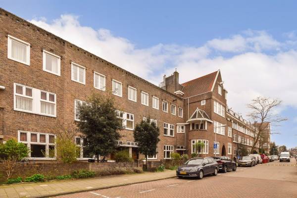 Woning J.J. Viottastraat 5 Amsterdam