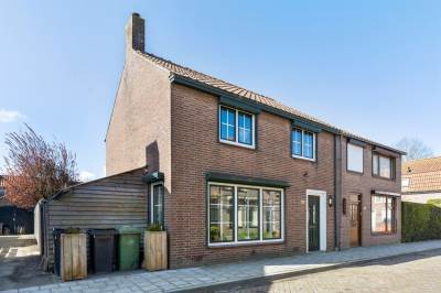 Woning Burgemeester Gratamastraat 25 Oostburg