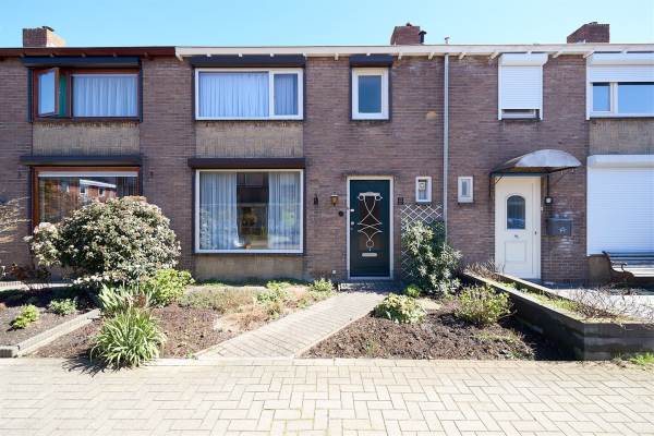 Woning Juliana van Stolbergstraat 8 Terneuzen