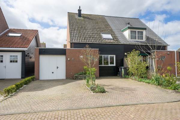 Woning Fahrenheitstraat 26 Kruiningen