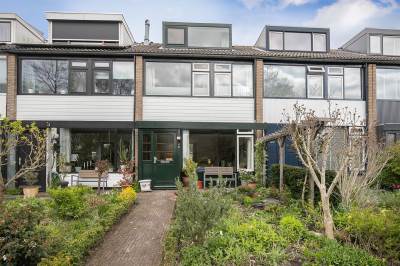 Woning Wilhelminalaan 42 Delft