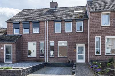 Woning In de Molt 122 Margraten