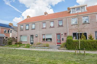 Woning Bloemstraat 9 Ossenzijl