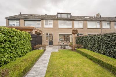 Woning Beatrixstraat 21 Klaaswaal