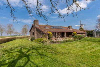 Woning Ganzedijk 79 Finsterwolde